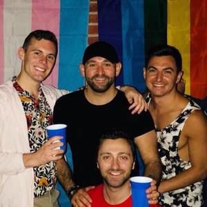 Meet your Posher, Logan